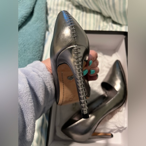 Alice + Olivia Dina Steel Patent heel 37 1/2 - Picture 6 of 6